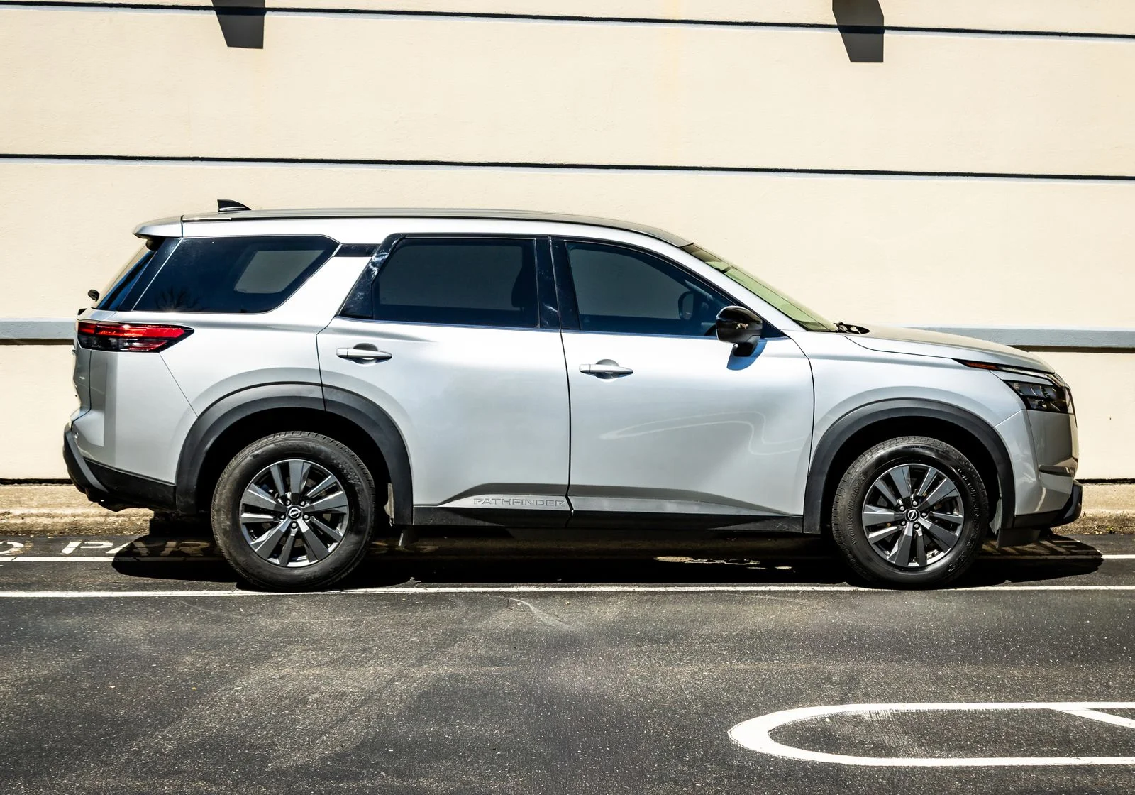 Used 2024 Silver Nissan S image 9