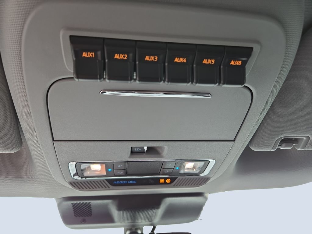 New 2026 Oxford White Ford F-250® Lariat® image 24