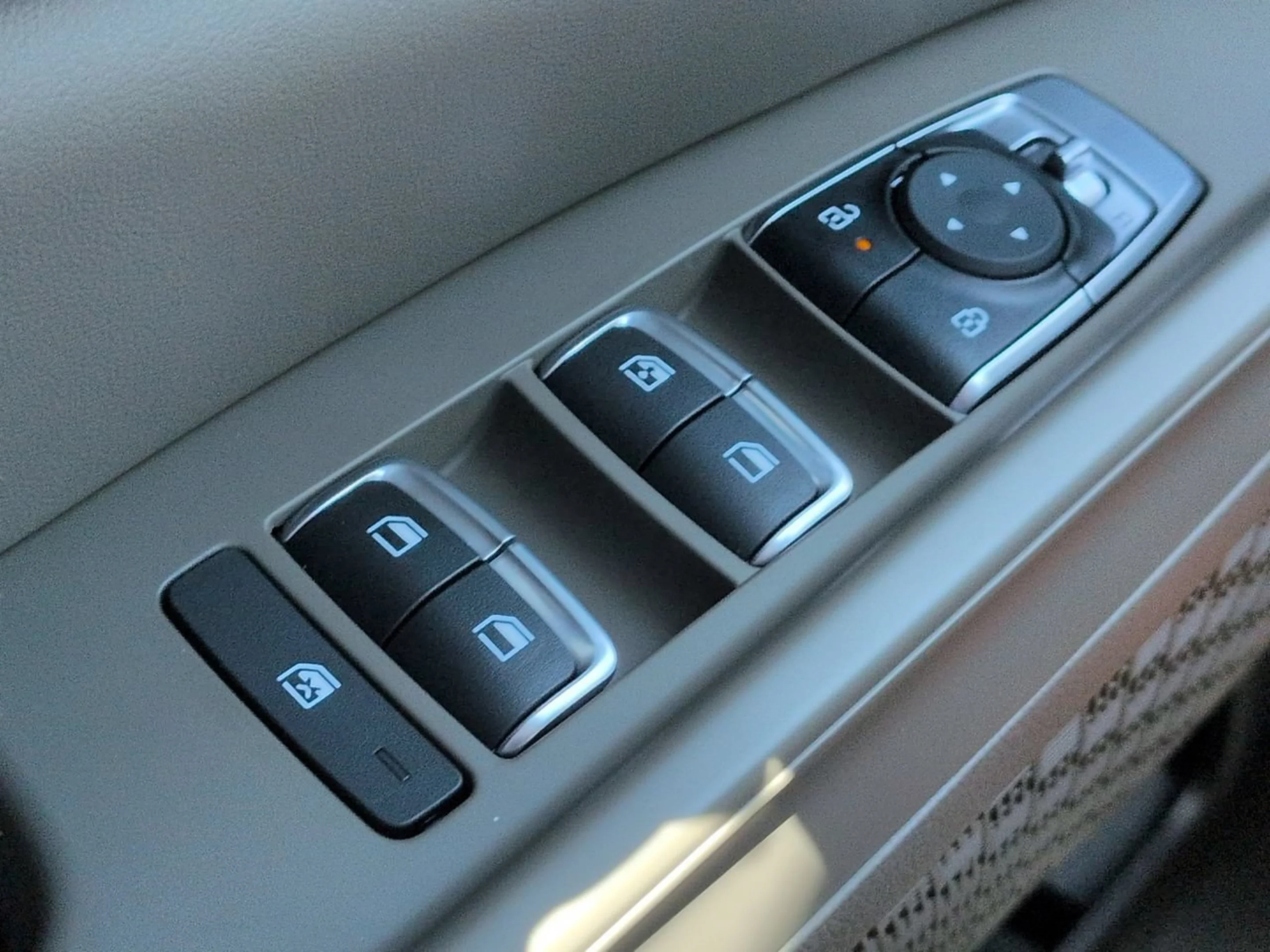 2026 Kia Carnival LXS - Photo 29
