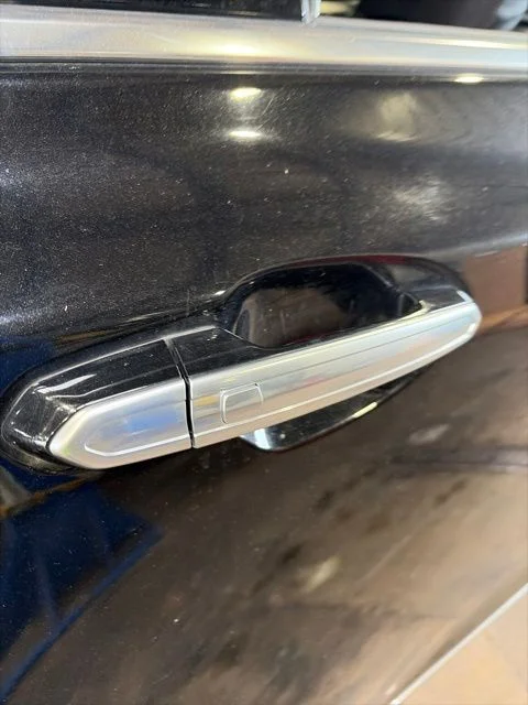 Used 2017 Black Cadillac Luxury image 6