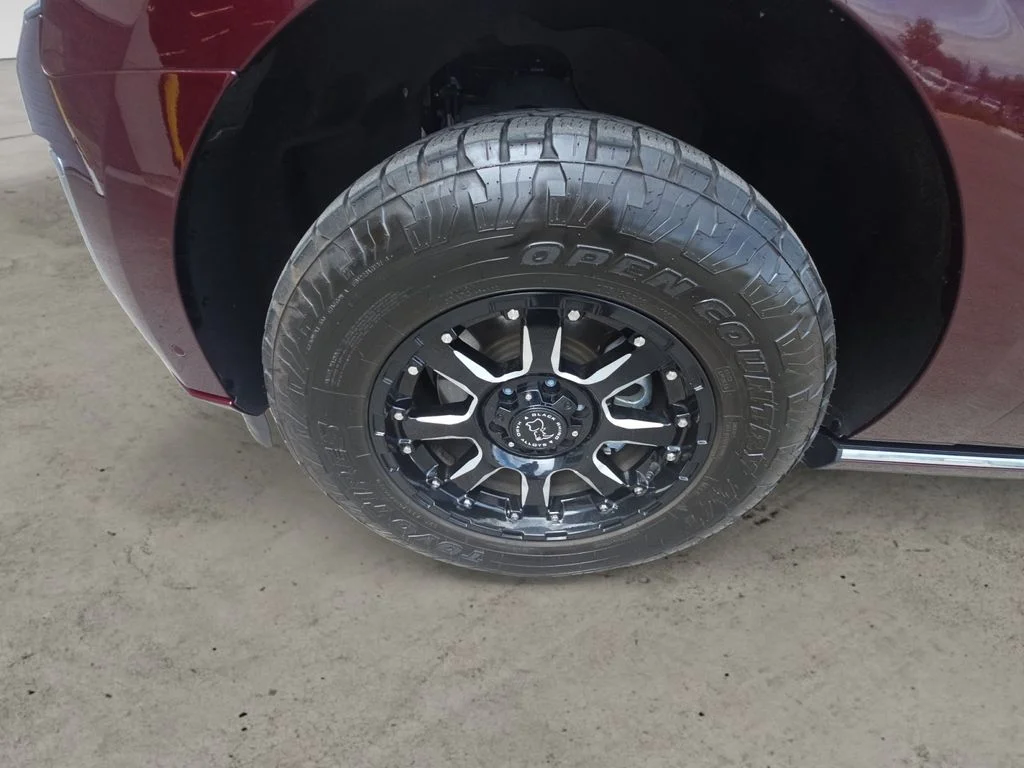 Used 2021 Red Ford Platinum image 9