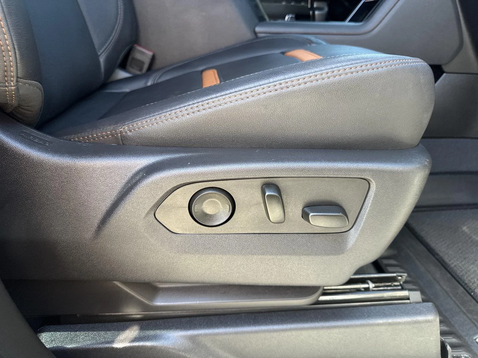 Used 2024 Thunderstorm Gray GMC AT4 image 35
