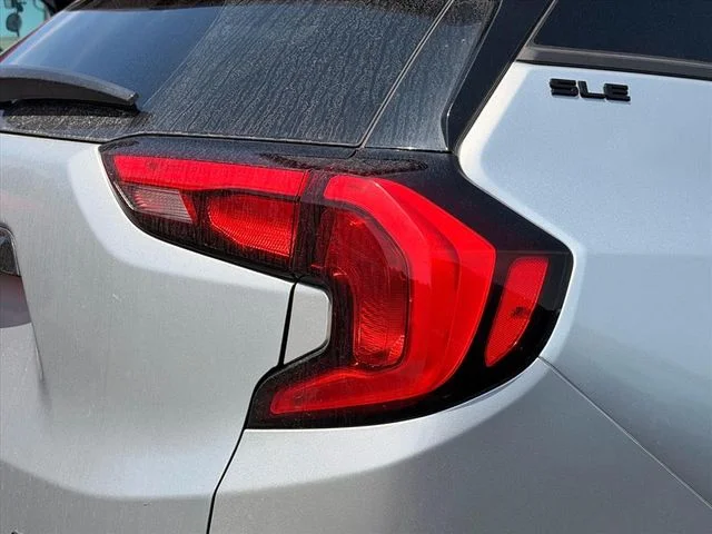 Used 2020 Silver GMC SLE image 15