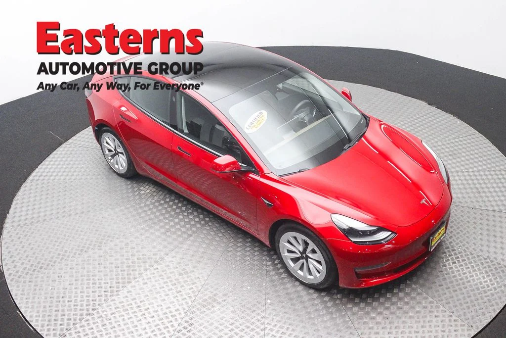 Used 2021 Red Tesla Standard Range Plus image 3