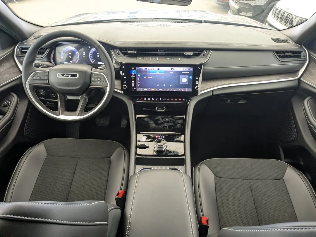 New 2026 Black Jeep Altitude - - 4x4 - 2.0L Turbo - Altitude Pkg - Power Sunroof & More! image 25