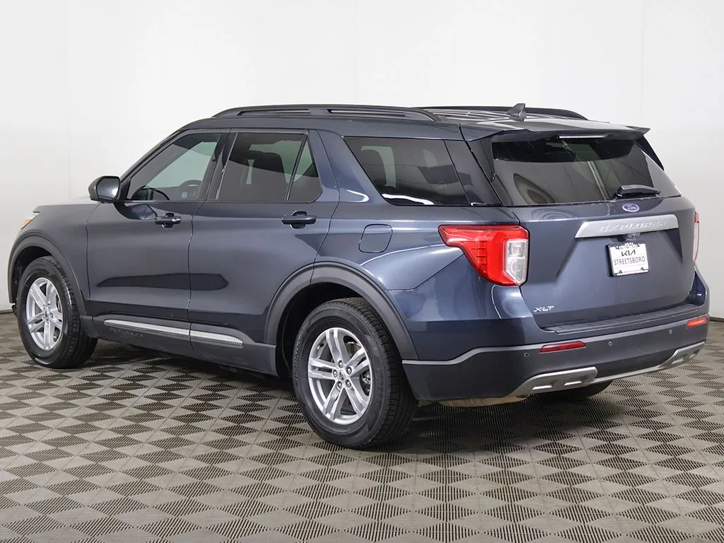 Used 2024 Blue Ford XLT image 6