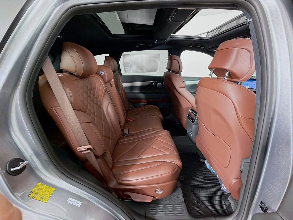 New 2026 Savile Silver Genesis 3.5T Prestige image 30