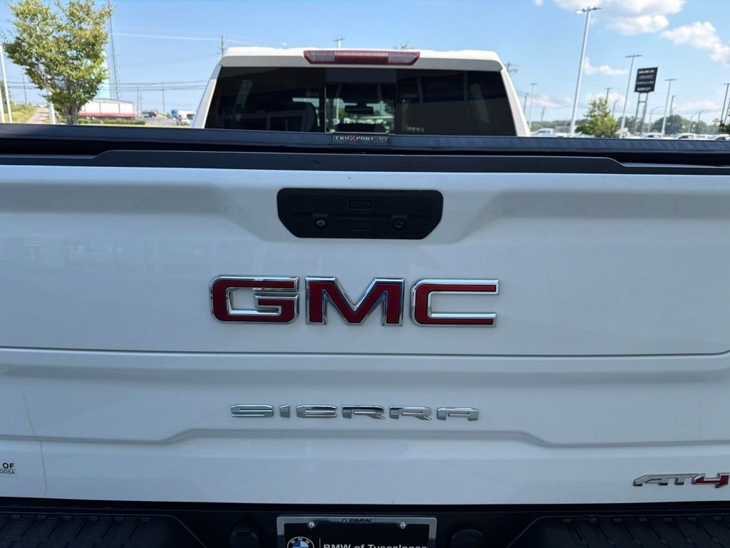 Used 2019 White GMC AT4 image 16