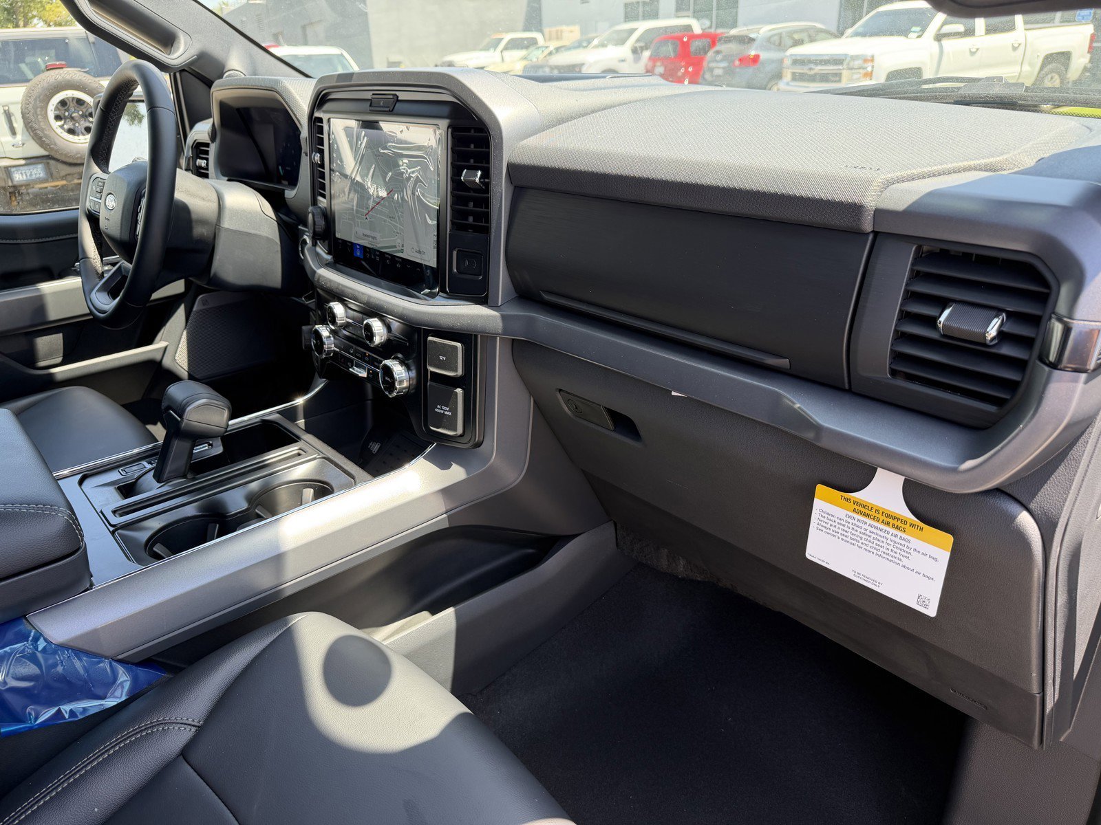 New 2026 Avalanche Ford XLT image 7