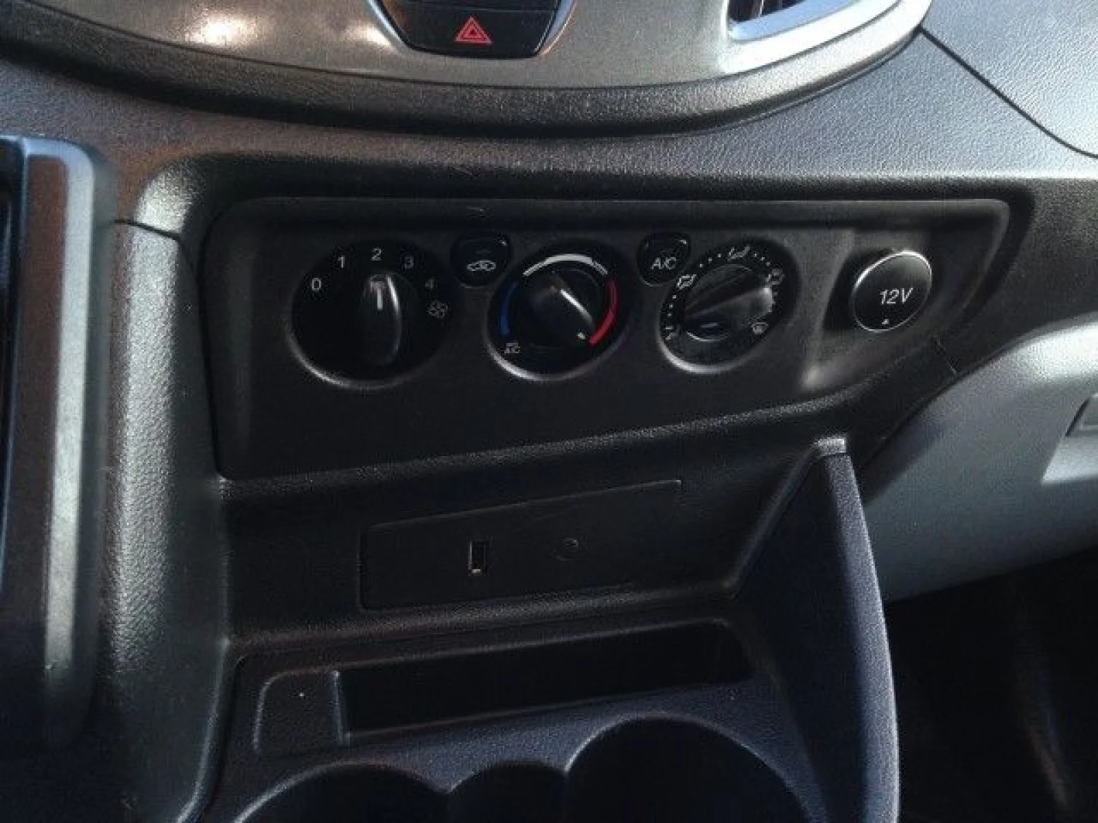 Used 2019 Oxford White Ford w/ rearCam image 52