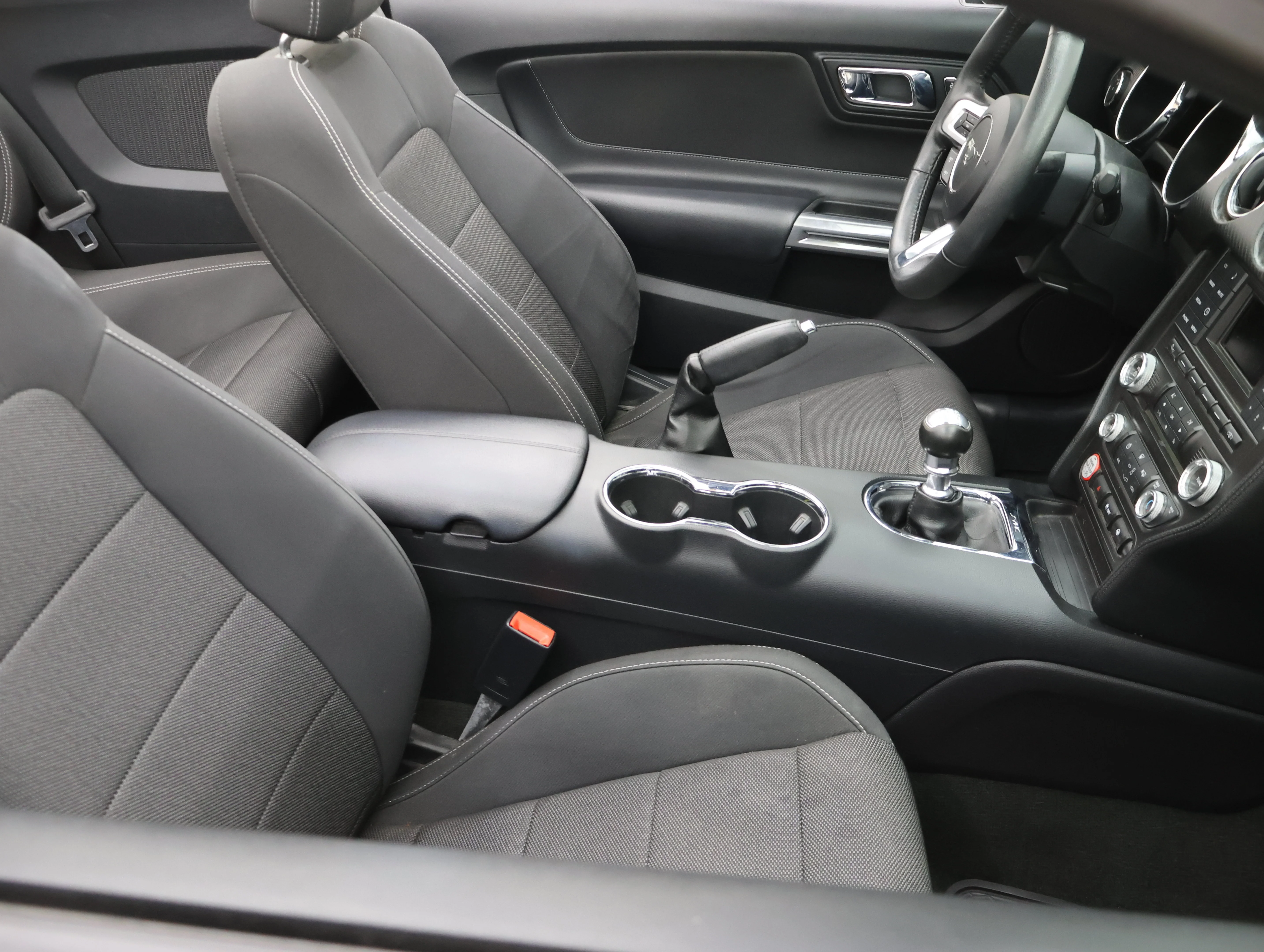 Used 2016 Triple Yellow Tri-Coat Ford V6 image 53