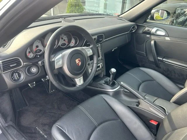 Used 2007  Porsche Targa 4S image 9