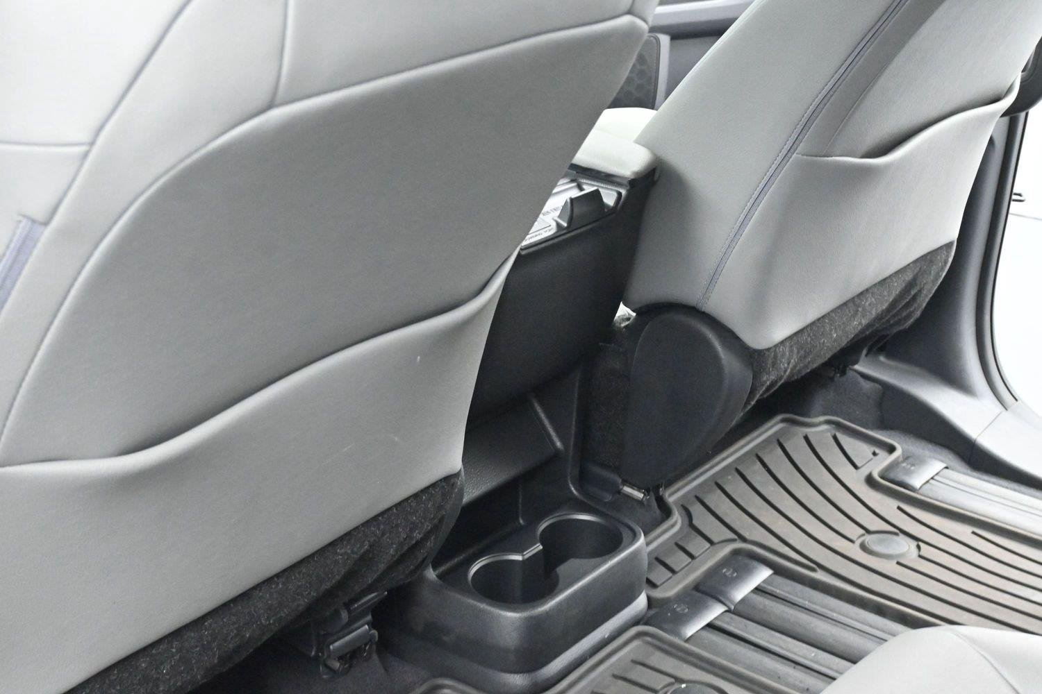 Used 2025 Cypress Toyota XLE 8-Passenger image 30
