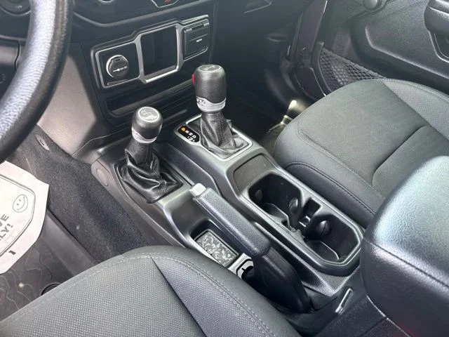 Used 2020 Gray Jeep Sport image 18