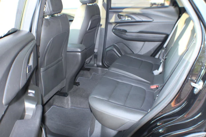 Used 2021 MOSAIC BLACK METALLIC Chevrolet LT image 14