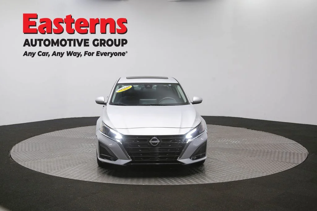 Used 2023 Silver Nissan 2.5 SV image 55