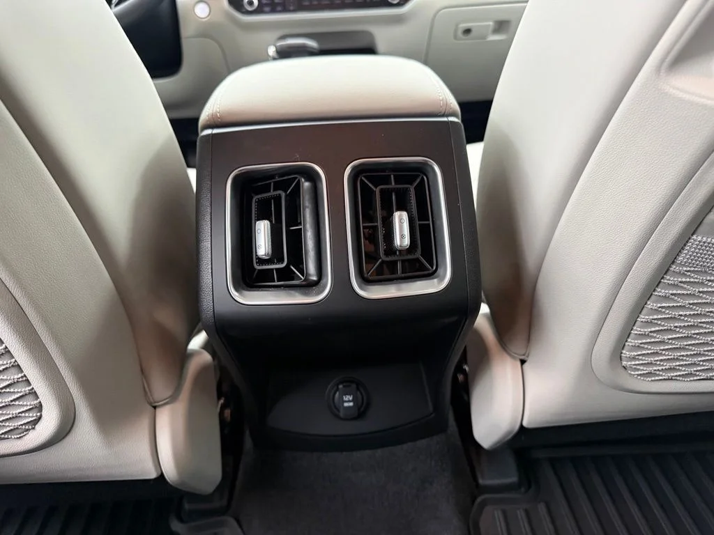 Used 2025 White Kia EX image 40