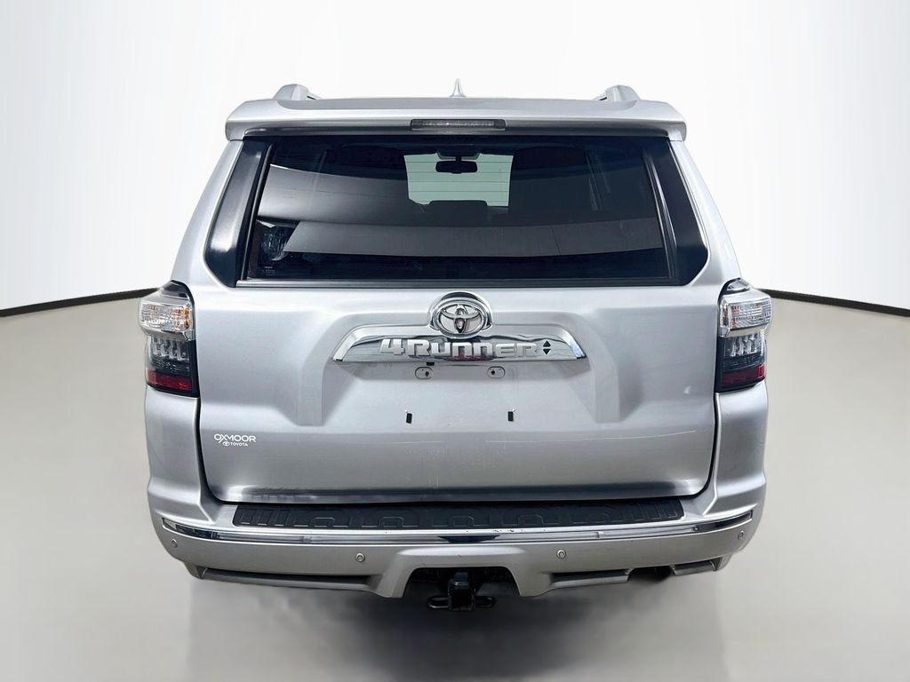 Used 2014 Classic Silver Metallic Toyota Limited image 6