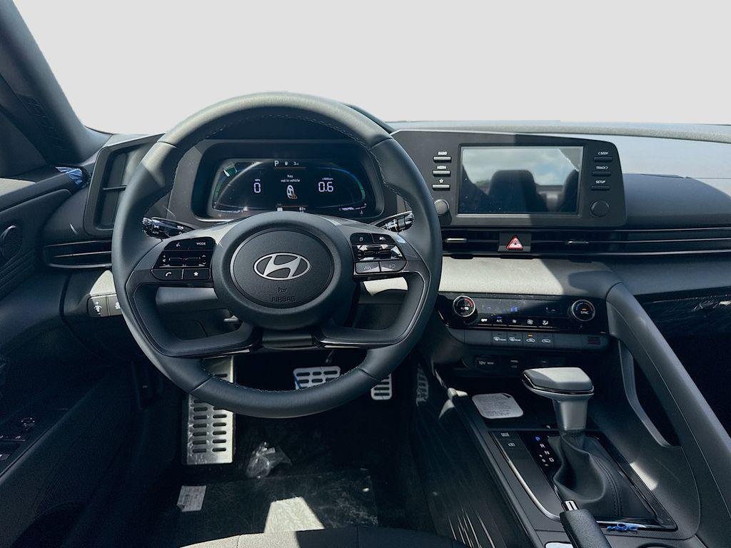 New 2026 Amazon Gray Hyundai SEL Sport image 15