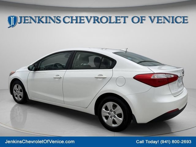 Used 2015 White Kia LX image 8
