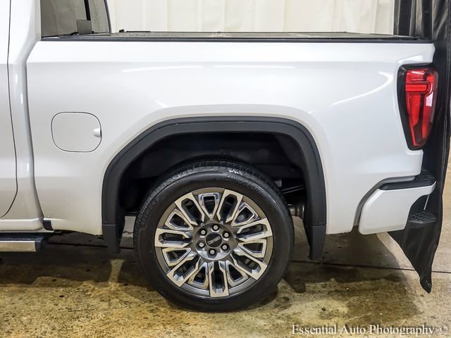 Used 2023 White Frost Tricoat GMC Denali Ultimate image 10