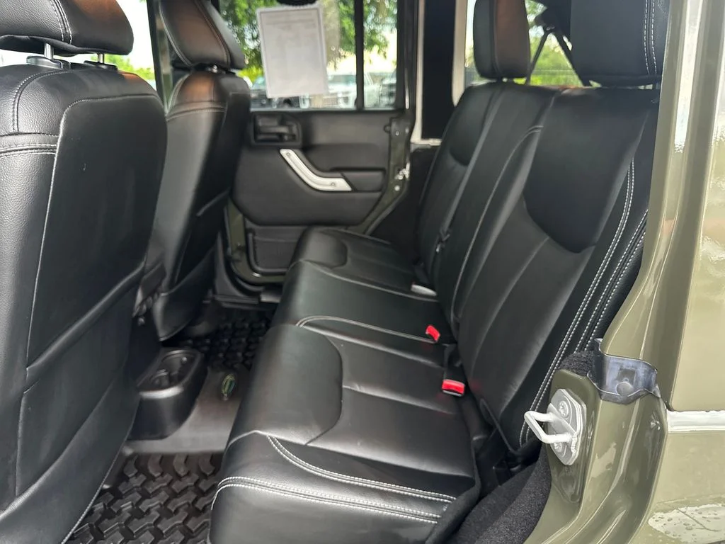 Used 2016 Green Jeep Unlimited Rubicon image 29