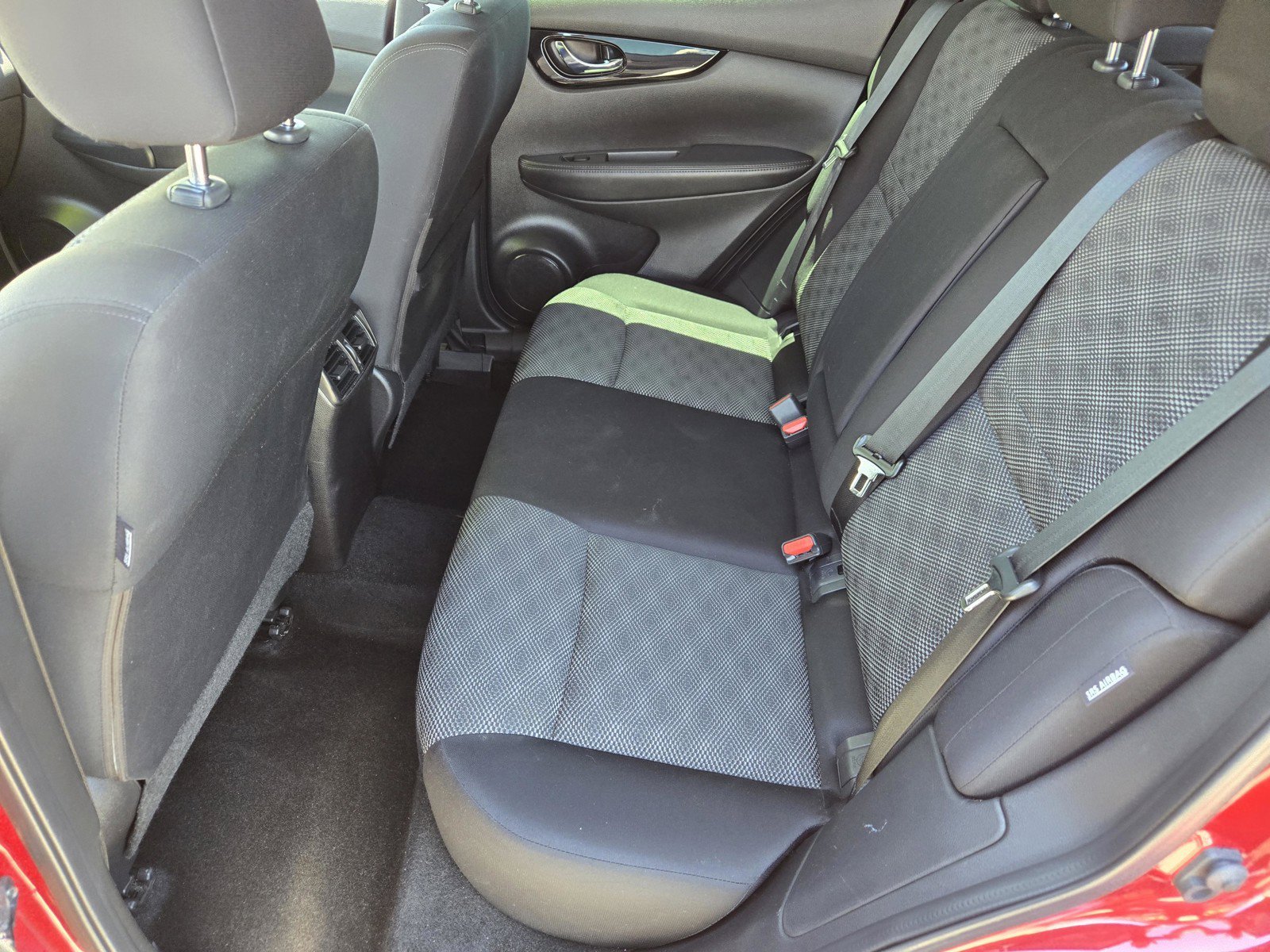Certified Used 2022 Scarlet Ember Nissan SV image 10