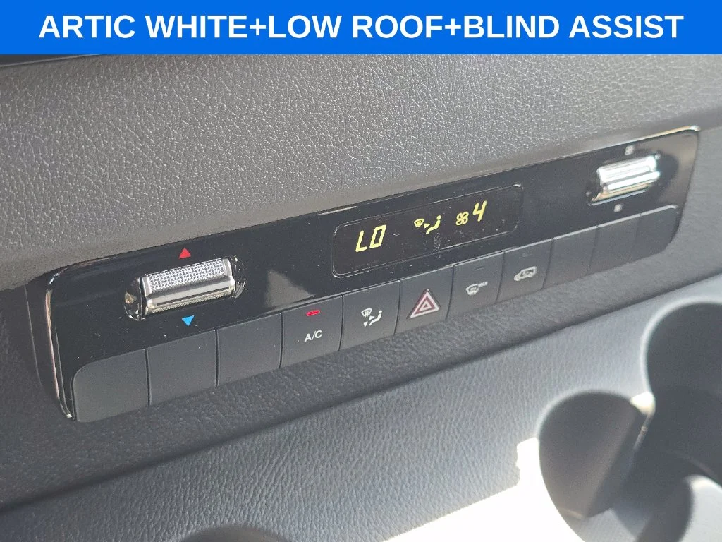 New 2026 Arctic White Mercedes-Benz Cargo 144 WB image 24