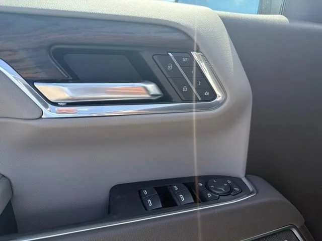 New 2026 Summit White GMC SLT image 17