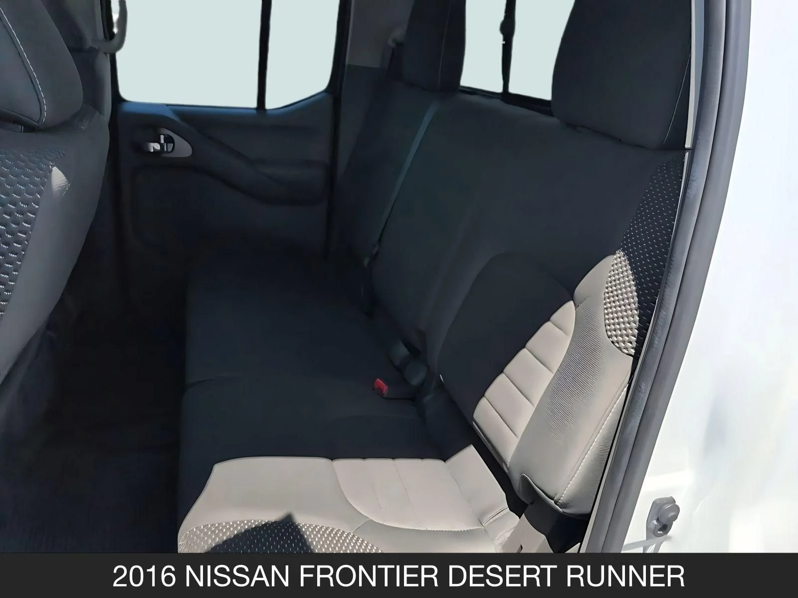 Used 2016 Glacier White Nissan Desert Runner image 17