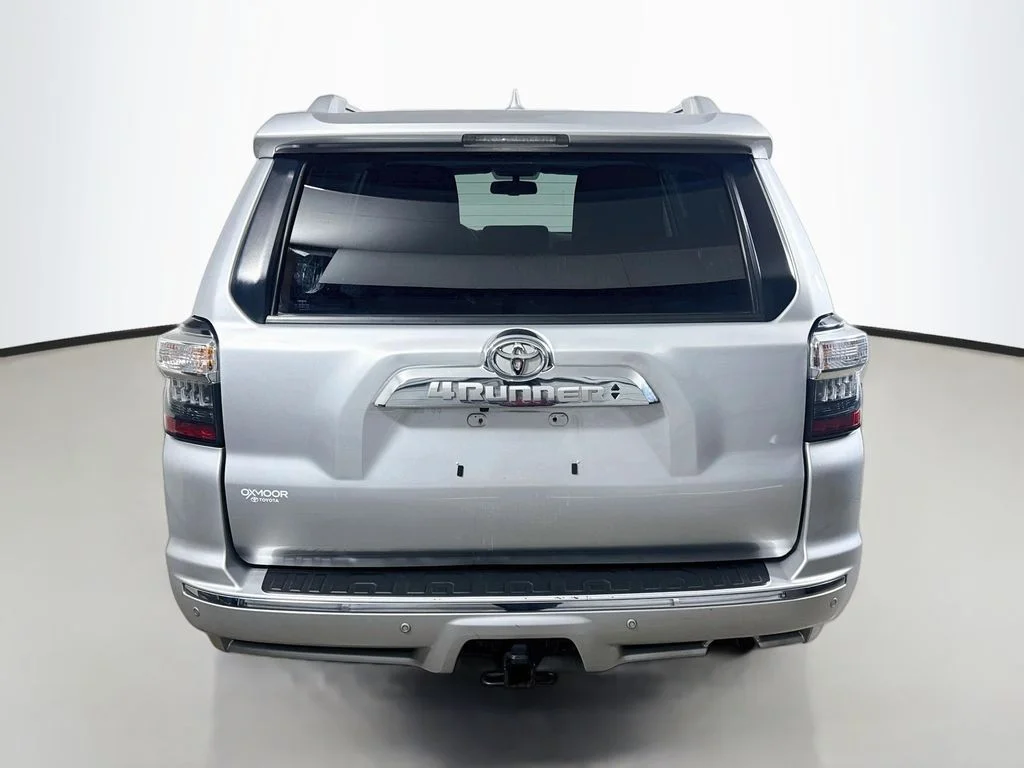 Used 2014 Classic Silver Metallic Toyota Limited image 6