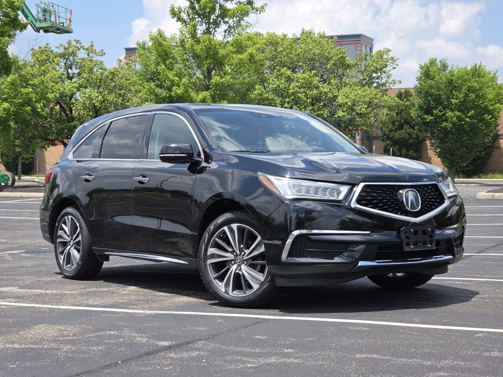 Used 2019 Majestic Black Pearl Acura 3.5L Technology Pkg w/Entertainment Pkg image 2