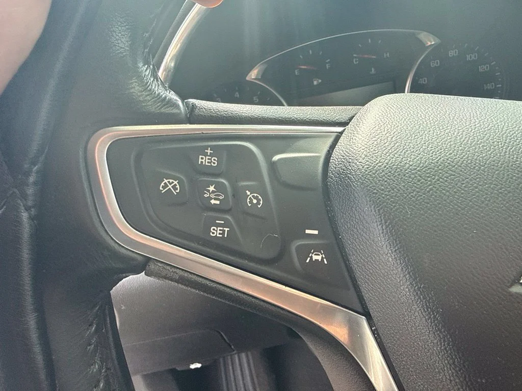 Used 2018 Pepperdust Metallic Chevrolet LT image 16