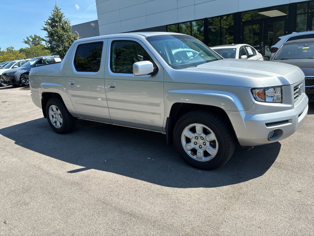 Used 2006 Billet Silver Metallic Honda RTL image 3