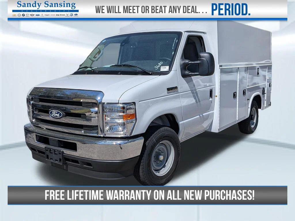 2026 Ford E-Series SRW E-350 Super Duty 138 in WB's photo