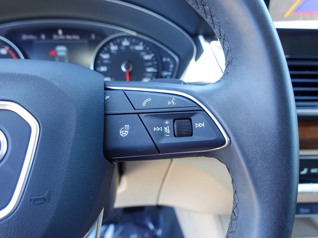 Used 2023 White Audi 45 S line Premium image 14