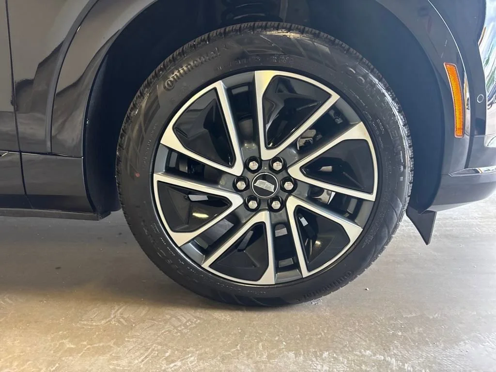2025 Cadillac OPTIQ Sport 1 - Photo 23