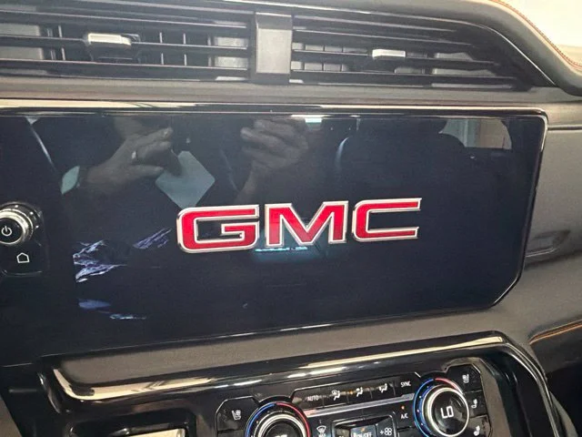 Used 2025 Gray GMC AT4 image 29