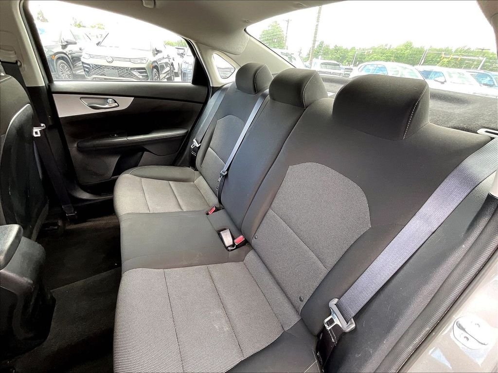 Used 2024 Steel Gray Kia LXS image 14