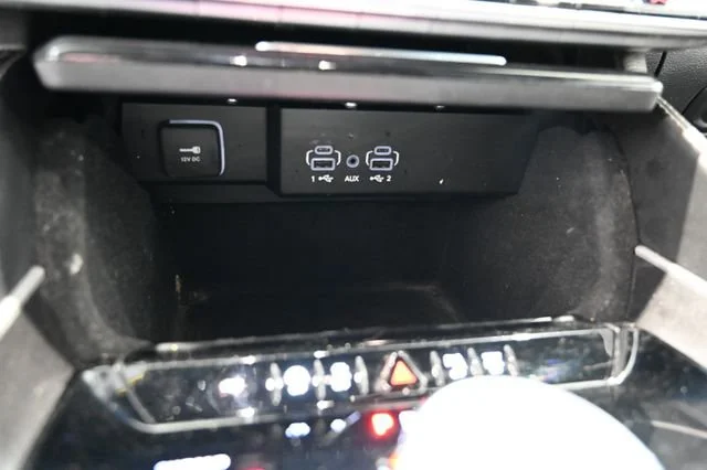 Used 2022  Jeep Series I image 20