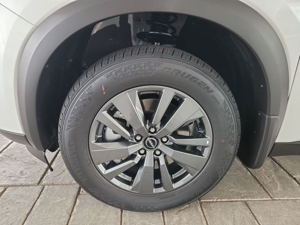 New 2026 Everest White Pearl TriCoat Nissan SV image 23