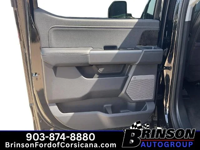 New 2026 Agate Black Metallic Ford F-250® Lariat® image 27