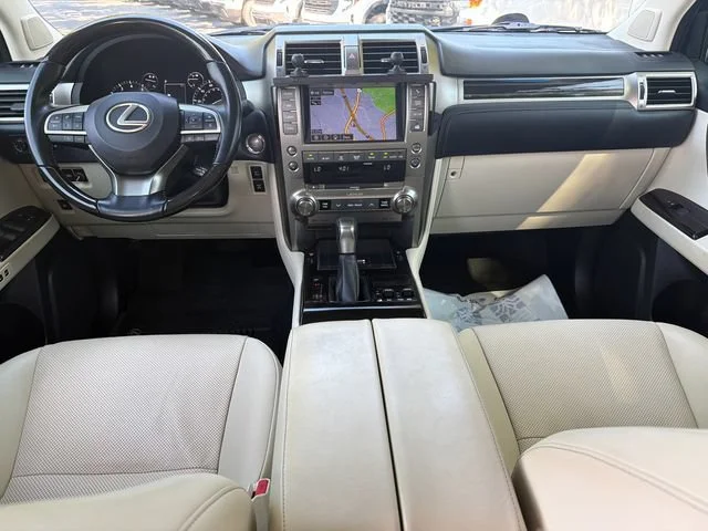 Used 2020 Gray Lexus GX 460 Premium image 23