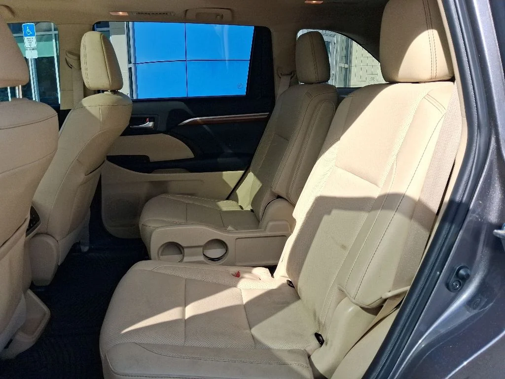 Used 2019 Gray Toyota Limited image 22