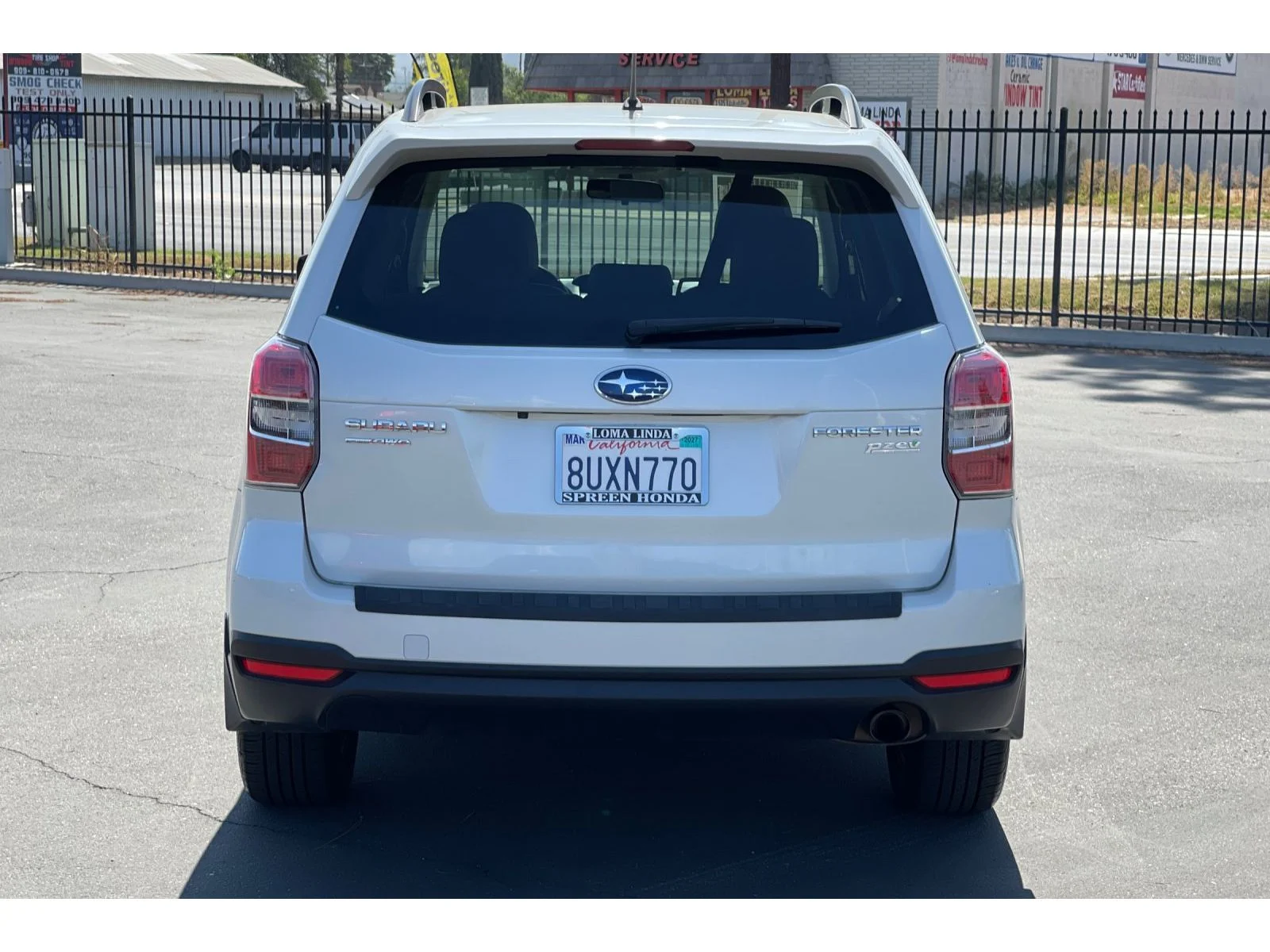 Used 2015 Satin White Pearl Subaru 2.5i Limited image 4