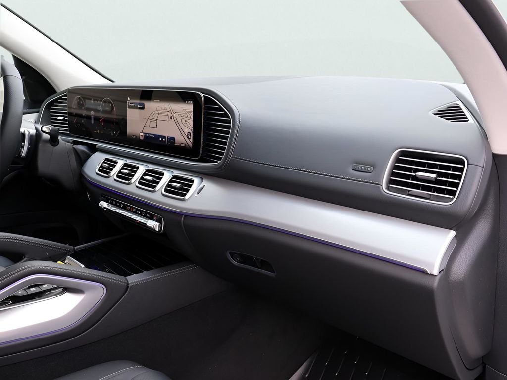 2025 Mercedes-Benz GLS Base - Photo 11
