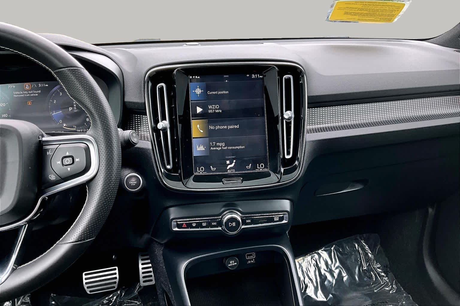 Used 2021 Thunder Grey Metallic Volvo R-Design image 7