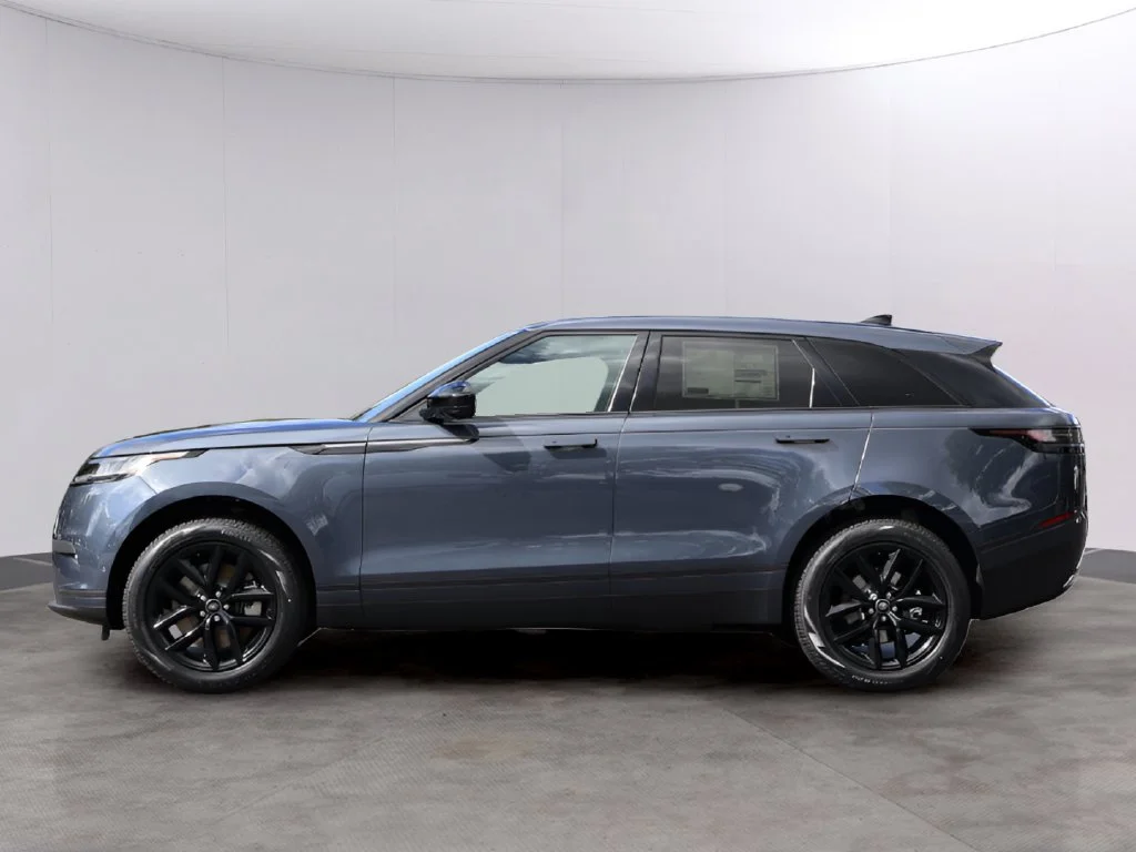 New 2026 Blue Land Rover S image 4