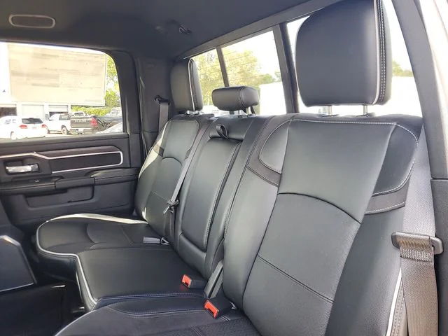 2025 RAM 3500 Laramie - Photo 9