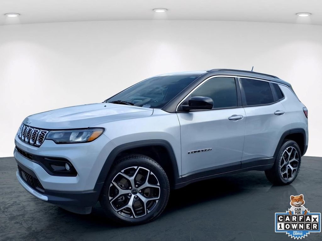 Used 2025 Silver Jeep Limited image 2